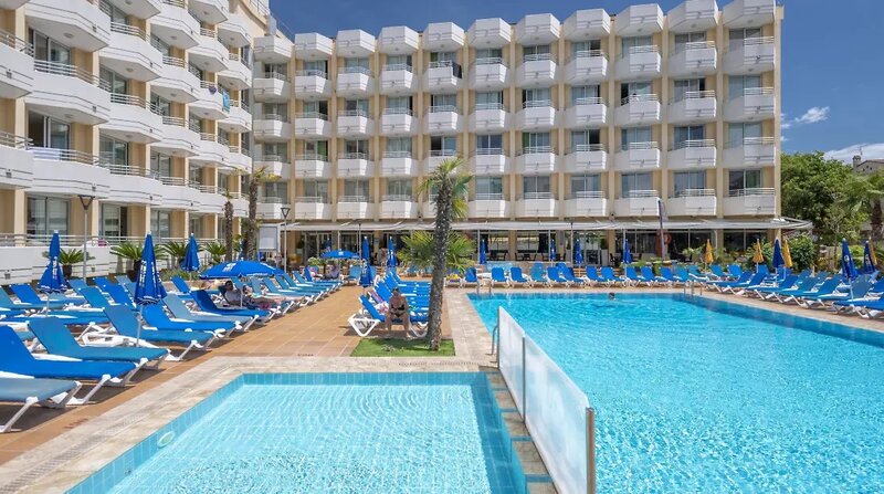 Hotel GHT Oasis Tossa & SPA 2