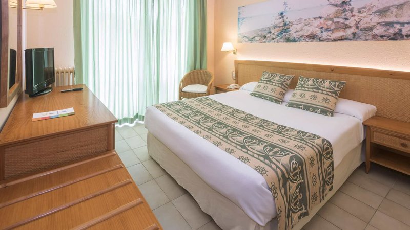 GHT Oasis Tossa & Spa 12