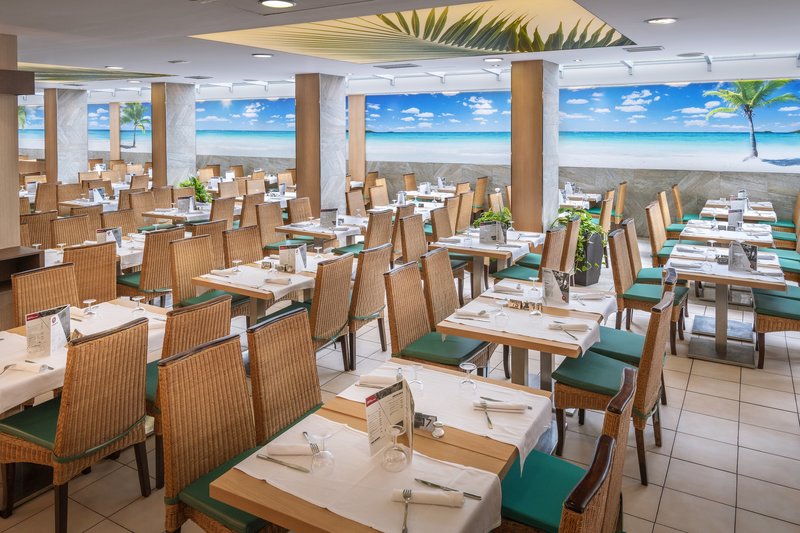 Hotel GHT Oasis Tossa & SPA 11