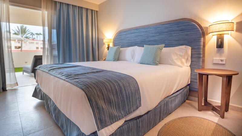 Oasis Village Club 8