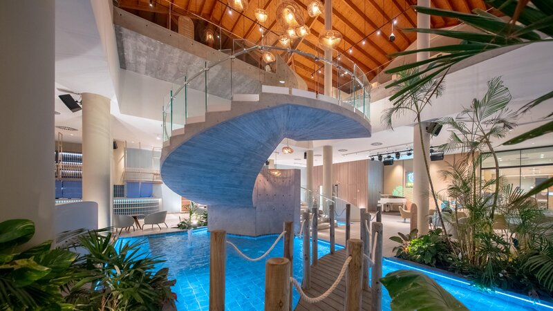 Oasis Village Club 16