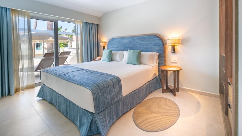 Oasis Village Club 39