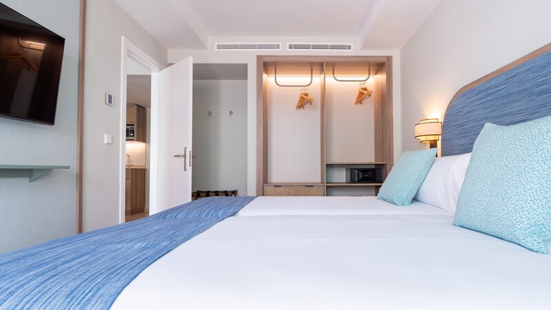 Oasis Village Club 45