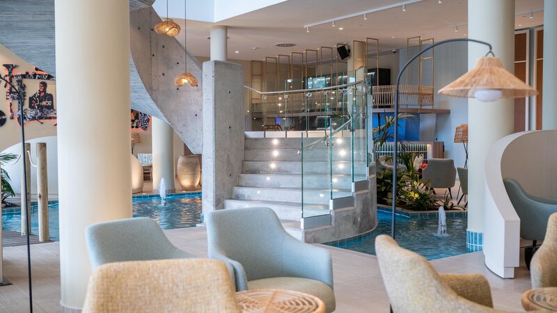 Oasis Village Club 72