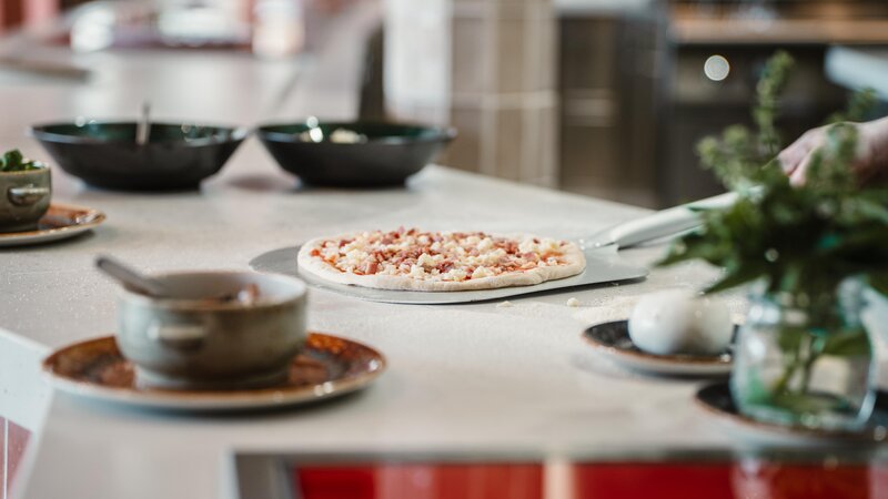 Oasis Village Club 83