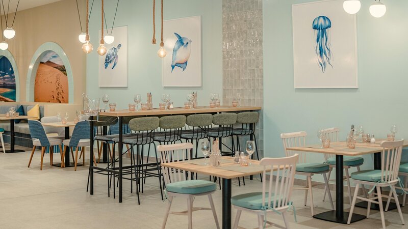 Oasis Village Club 89