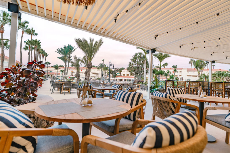 Oasis Village Club 106