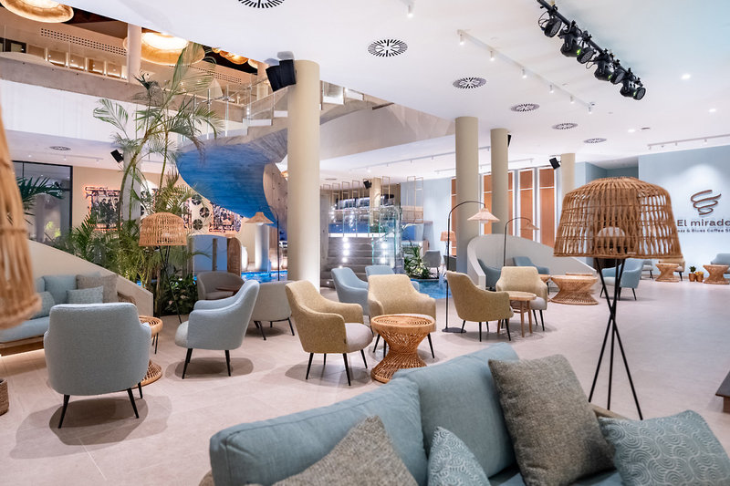 Oasis Village Club 108