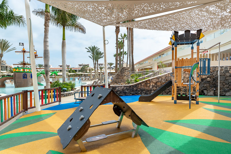 Oasis Village Club 109