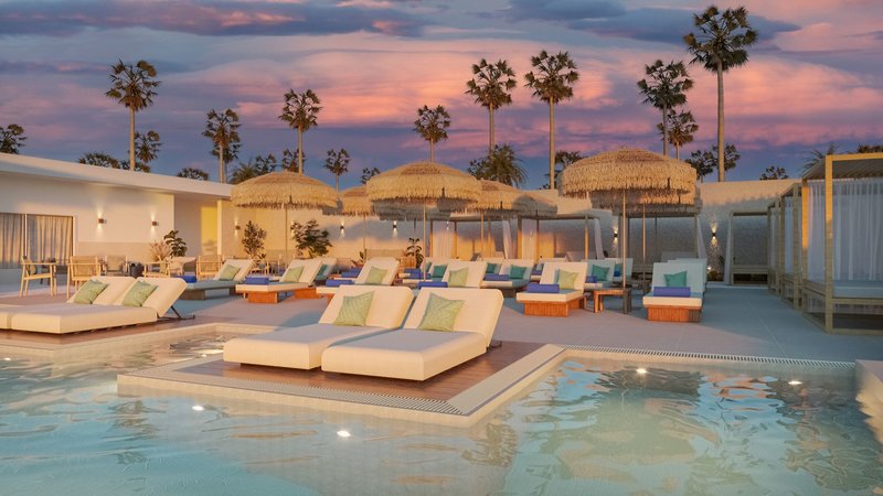 Oasis Village Club 18