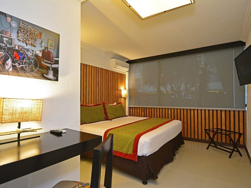 Autentico 19 - Room Example