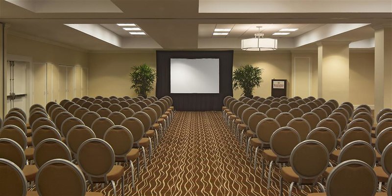 Four Points by Sheraton Suites Tampa Airport Westshore 3