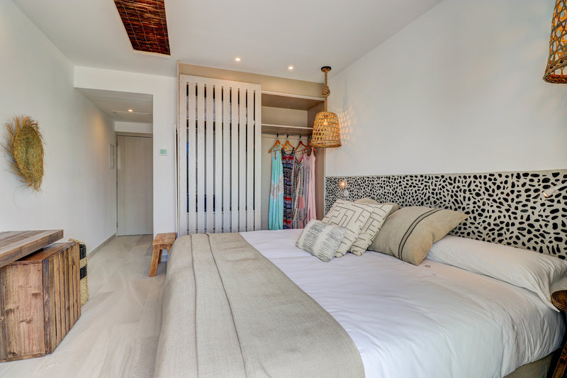 Hoposa Hotel Pollentia 13