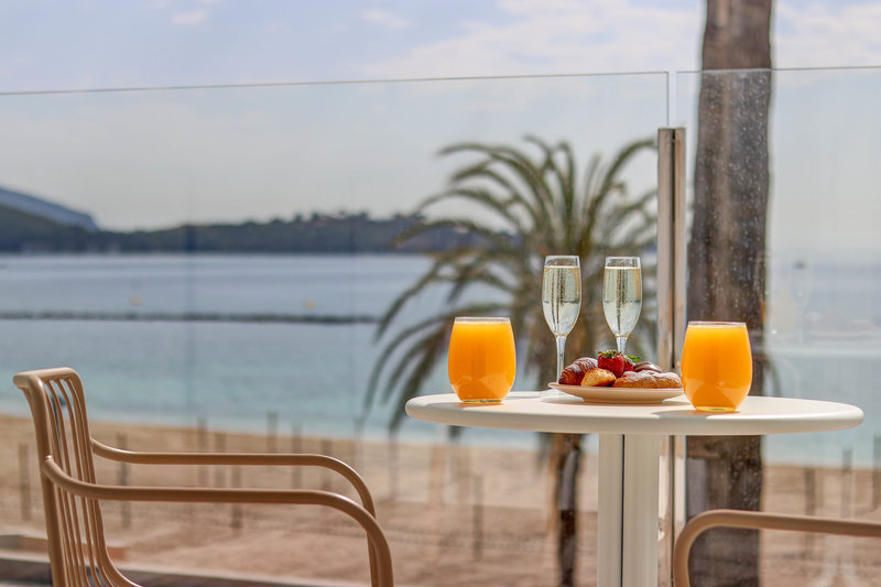 Hoposa Hotel Pollentia 18