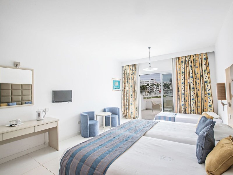Odessa Beach Hotel 23