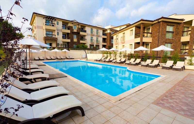 Blue Waves Resort 3