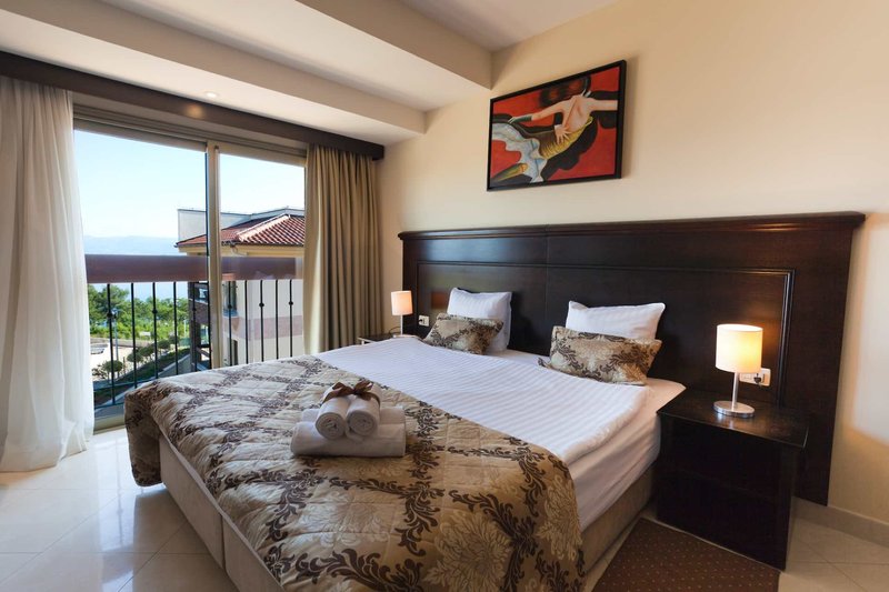 Blue Waves Resort 6