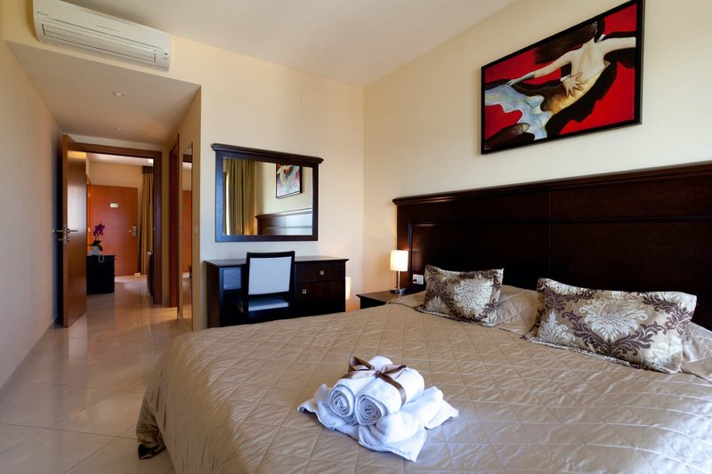 Blue Waves Resort 7