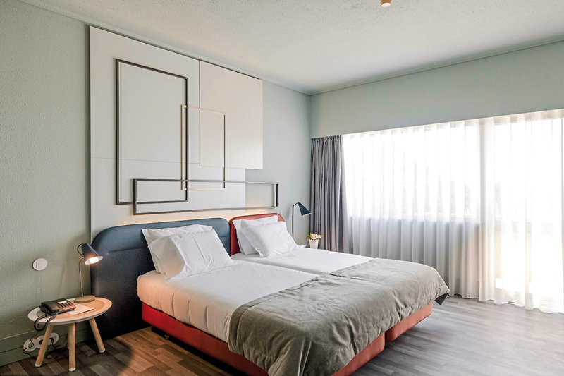 Axis Ofir Beach Resort Hotel 4