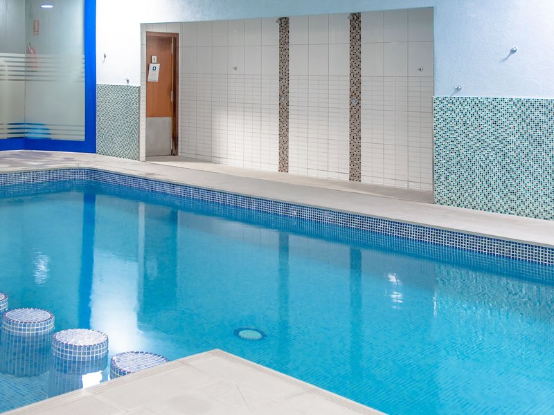 Ona Ogisaka Garden 7