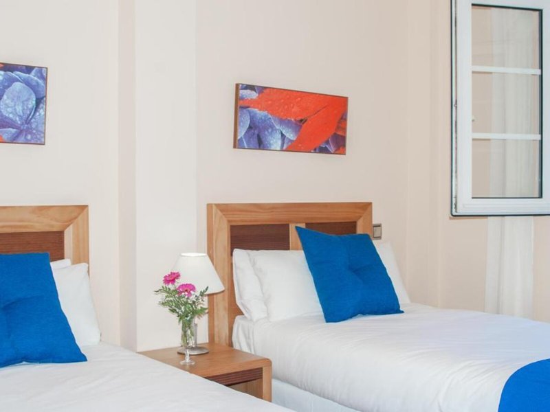 Ona Ogisaka Garden 39