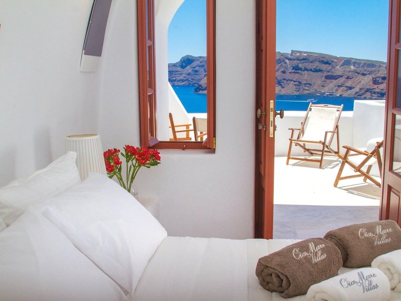 Oia Mare Villas