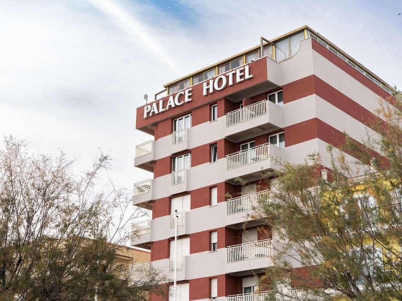 Mövenpick Bari Hotel