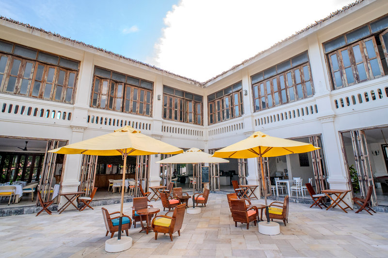 Allezboo Beach Resort & Spa 11