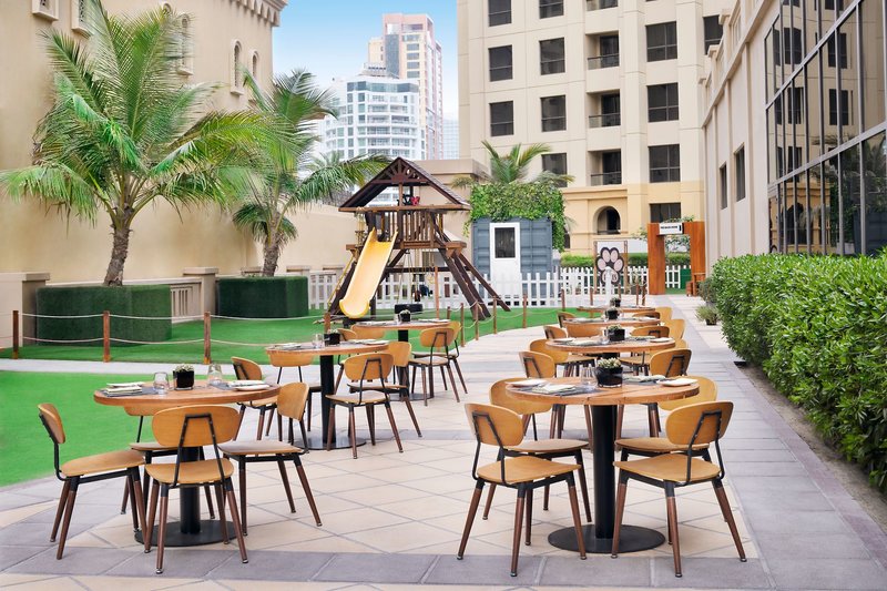 Mövenpick Hotel Jumeirah Beach 10