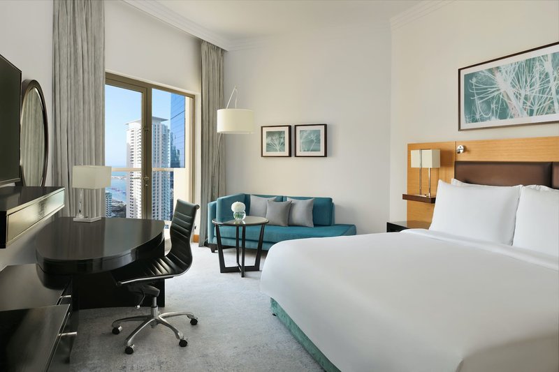 Mövenpick Hotel Jumeirah Beach 18