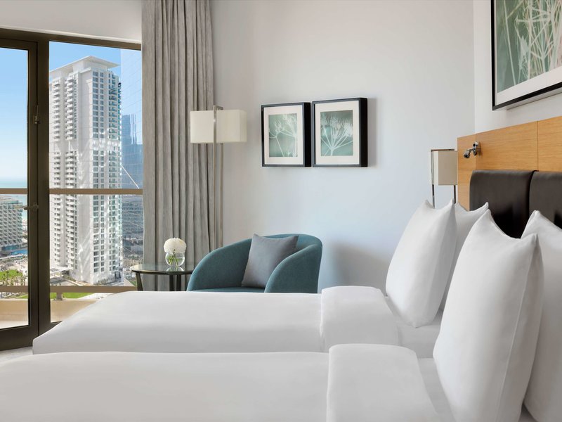 Mövenpick Hotel Jumeirah Beach 12