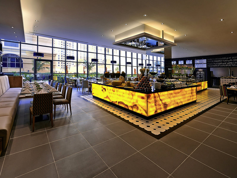 Mövenpick Hotel Jumeirah Beach 9
