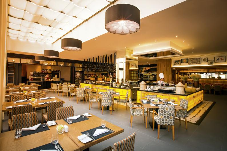 Mövenpick Hotel Jumeirah Beach 16