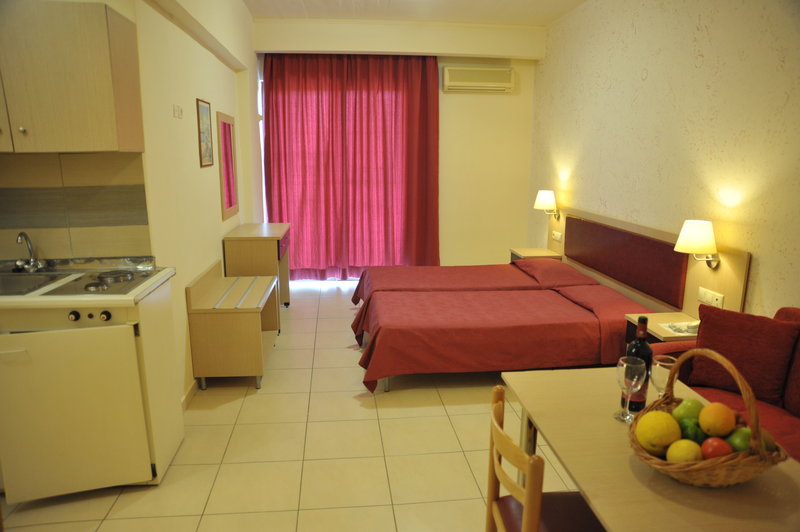 Anseli Hotel Apartments Studios 12