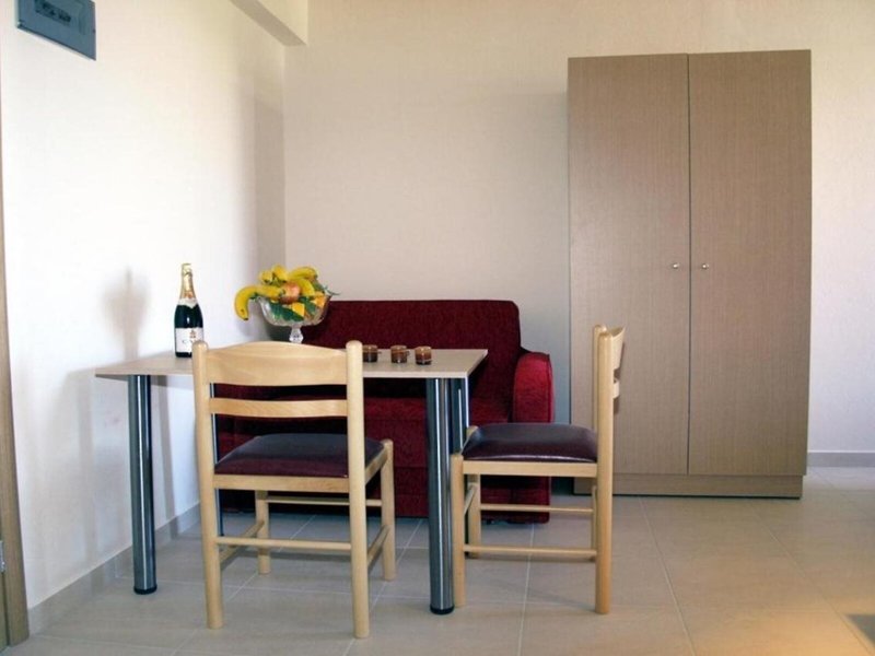 Anseli Hotel Apartments Studios 20