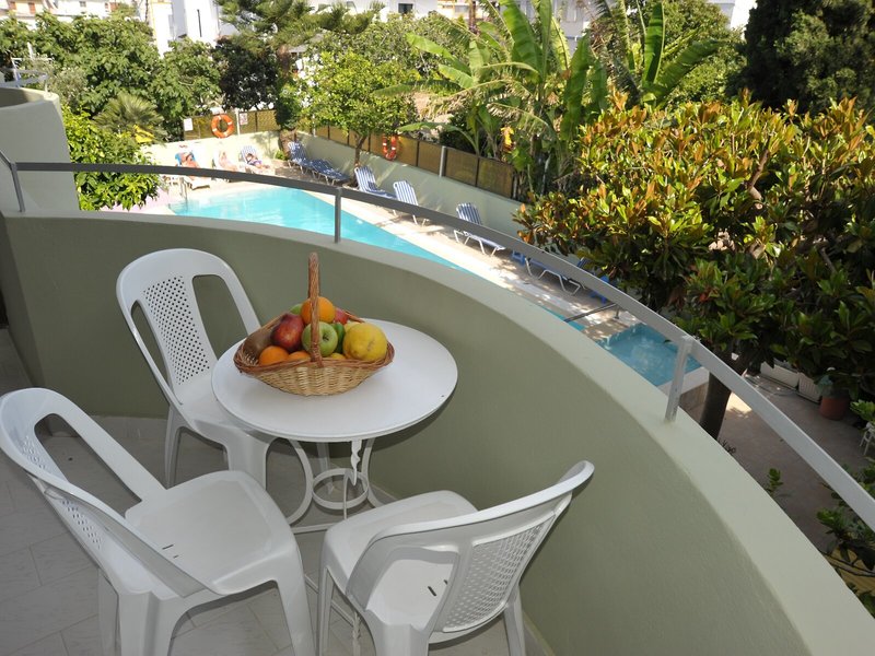 Anseli Hotel Apartments Studios 21