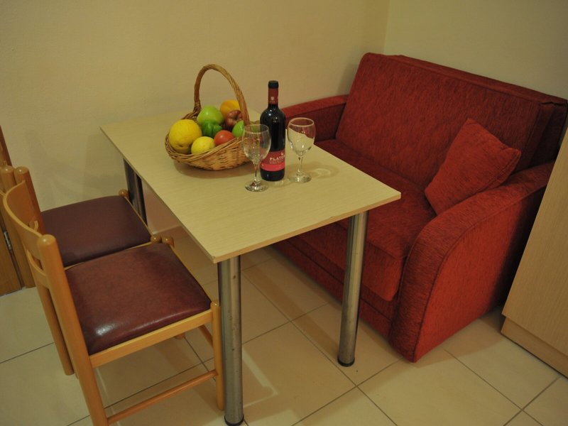 Anseli Hotel Apartments Studios 23