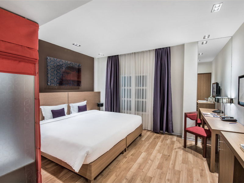 Mercure La Gare 18