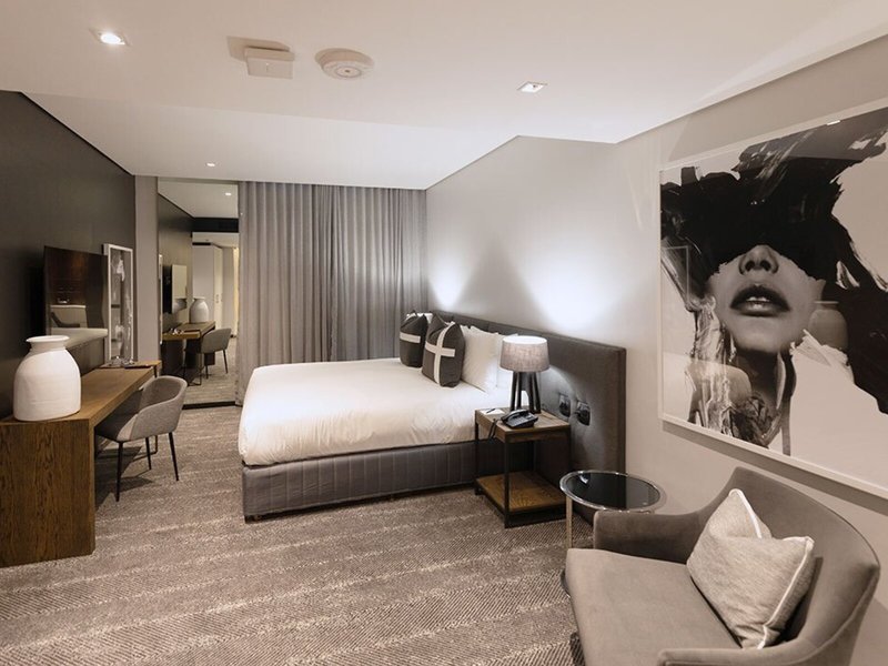 African Pride 15 on Orange Hotel 23