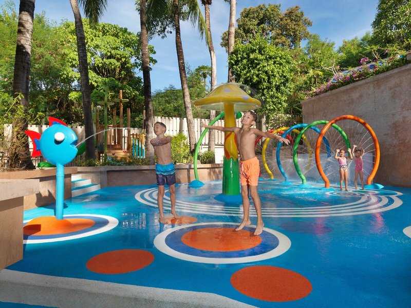 Novotel Phuket Kata Avista Resort & Spa 9