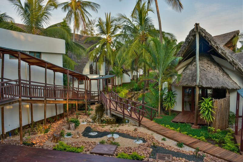 Kena Beach Hotel 4