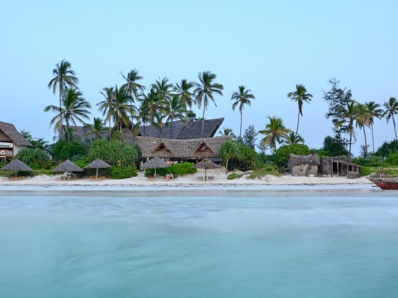 Kena Beach Hotel  6