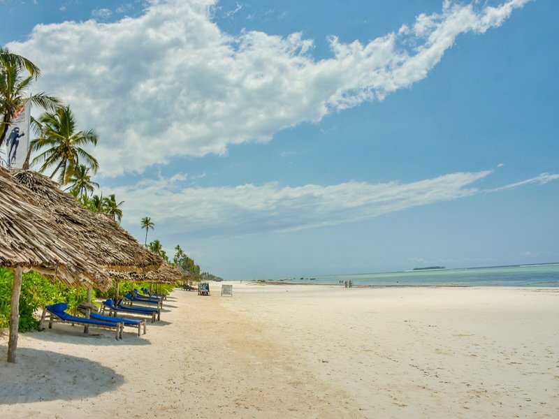 Kena Beach Hotel  10