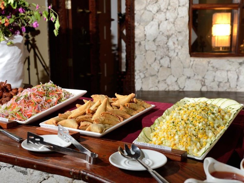 Kena Beach Hotel  21