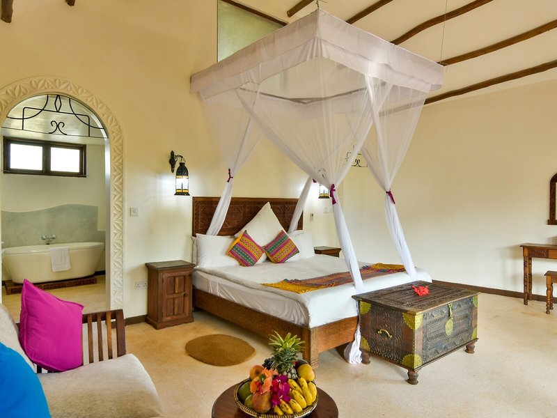 Kena Beach Hotel  32