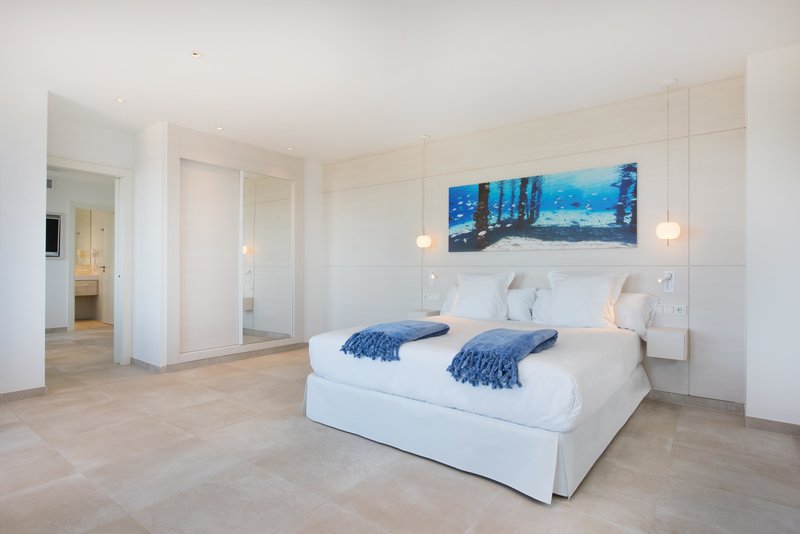 Iberostar Selection Santa Eulalia Ibiza 8