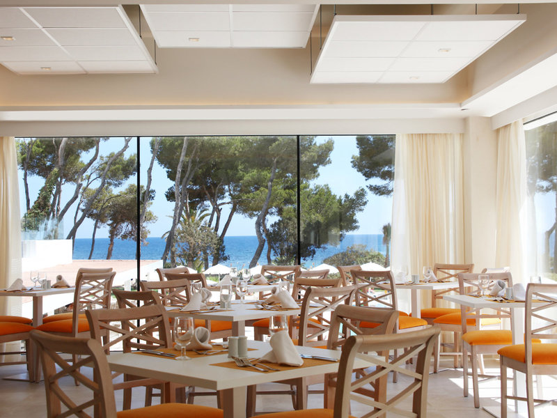 Iberostar Selection Santa Eulalia Ibiza 12