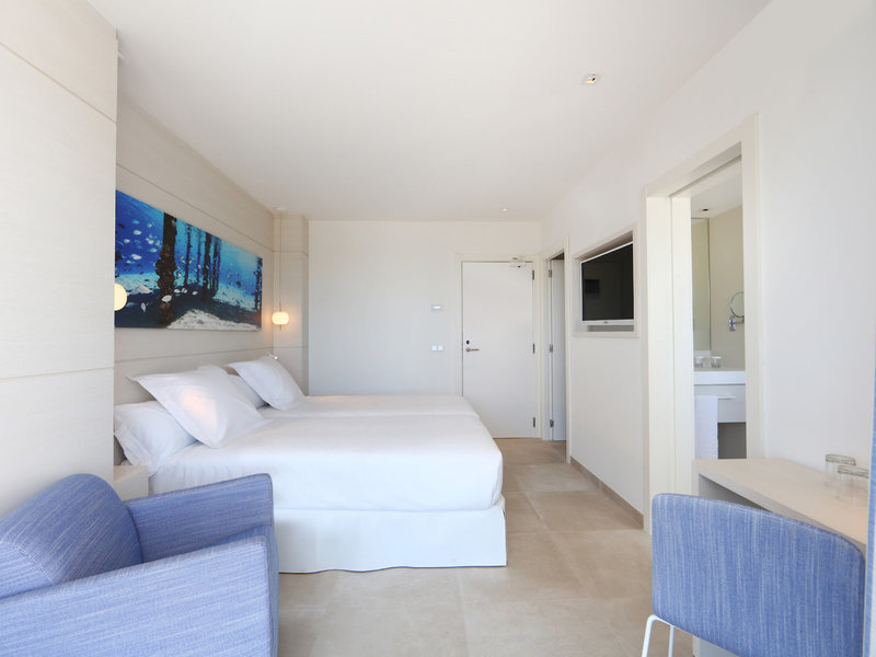 Iberostar Selection Santa Eulalia Ibiza 29