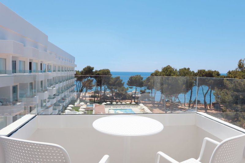 Iberostar Selection Santa Eulalia Ibiza 14