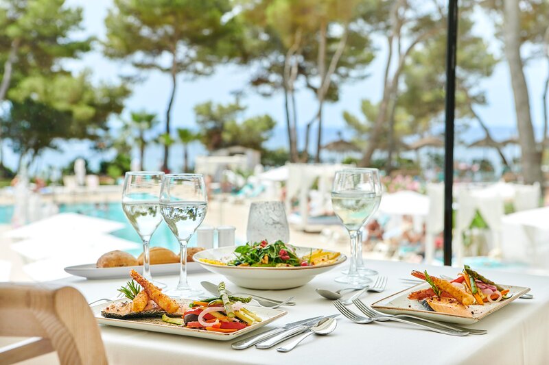 Iberostar Selection Santa Eulalia Ibiza 13